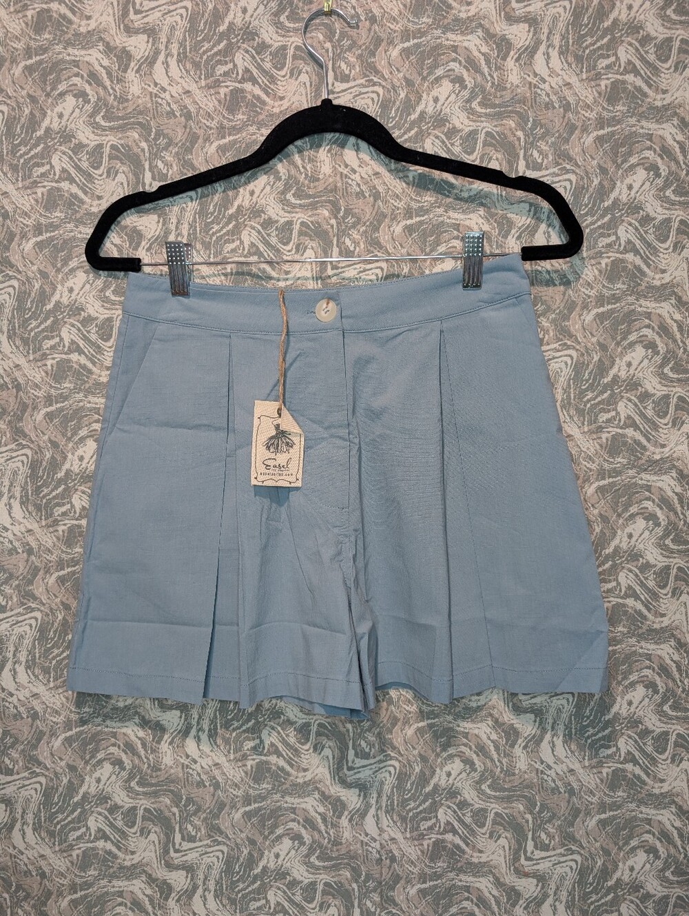 NWT Easel Cotton Blend Shorts Size Small